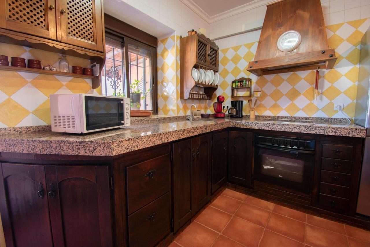 Villa Elisabeth Con Piscina Climatizada Chimenea Y Terraza Arriate Kültér fotó