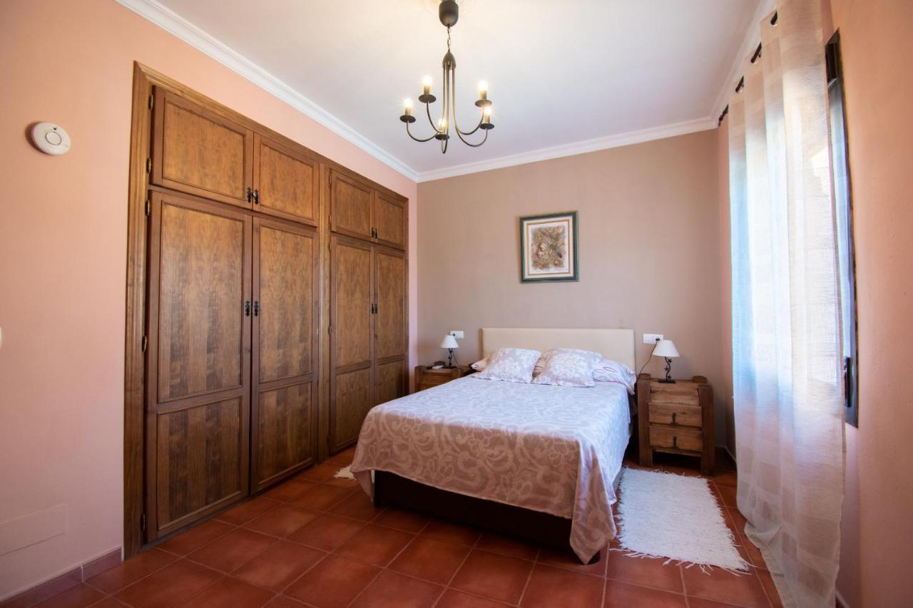Villa Elisabeth Con Piscina Climatizada Chimenea Y Terraza Arriate Kültér fotó