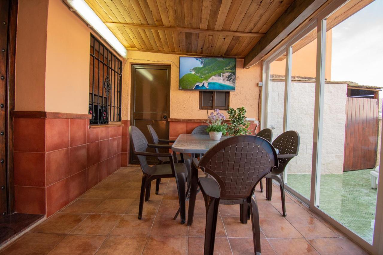 Villa Elisabeth Con Piscina Climatizada Chimenea Y Terraza Arriate Kültér fotó